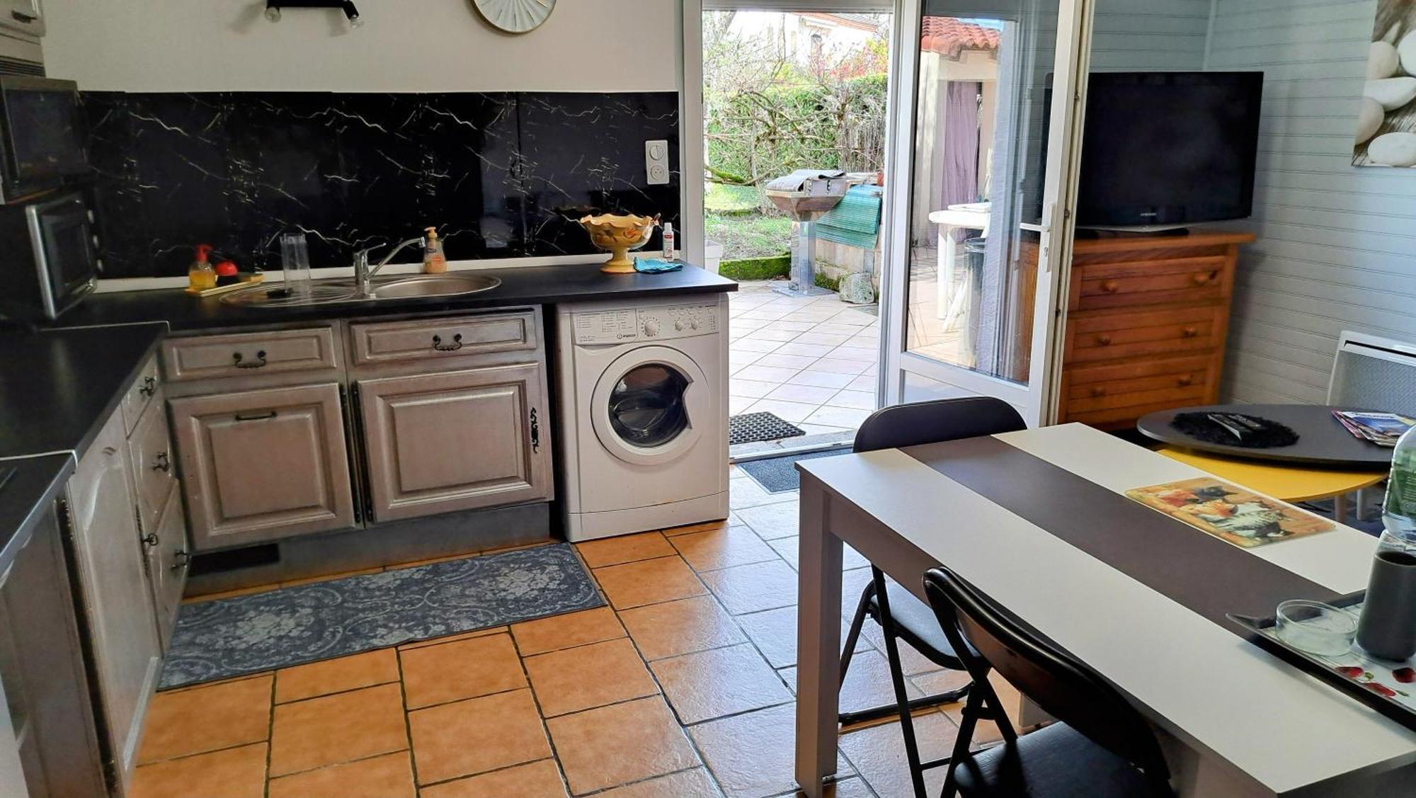T1 Bis Indépendant Dans Maison Individuelle Appartement *